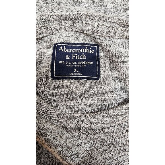 Abercrombie Heather Gray Mens T-Shirt With Embroidered Logo - Picture 7 of 10